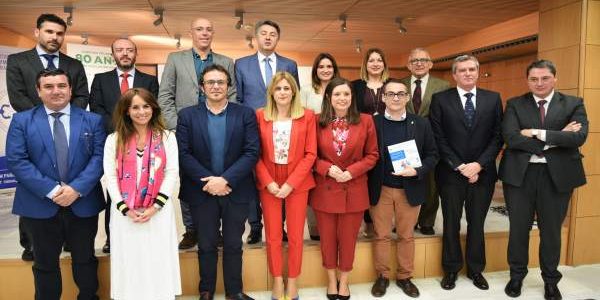 La Junta apoya el proyecto ‘Contrato humano’ para la inclusión laboral de personas con Parkinson La Junta apoya el proyecto ‘Contrato humano’ para la inclusión laboral de personas con Parkinson